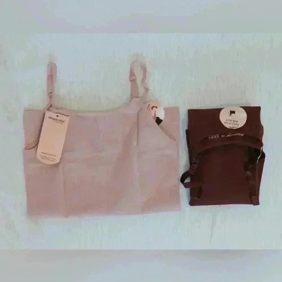 Shapermint essentials All Day Every Day Scoop Neck Cami #62001-2 - Picture 4 of 7